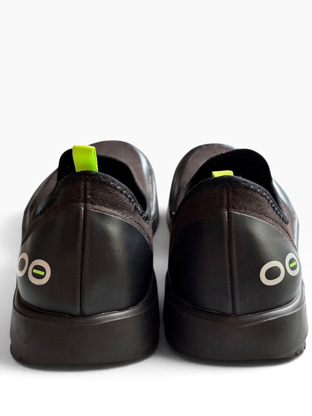 OOFOS OOmg eeZee Low Recovery Slip On Shoes Black Women’s 8.5 EU 39.5 - Picture 5 of 11